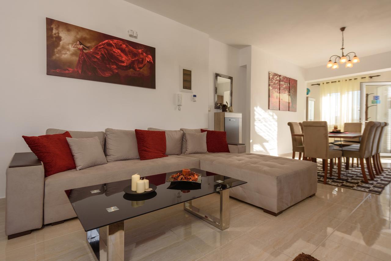 Elpidis Villa Kokkinos Pirgos Exterior foto